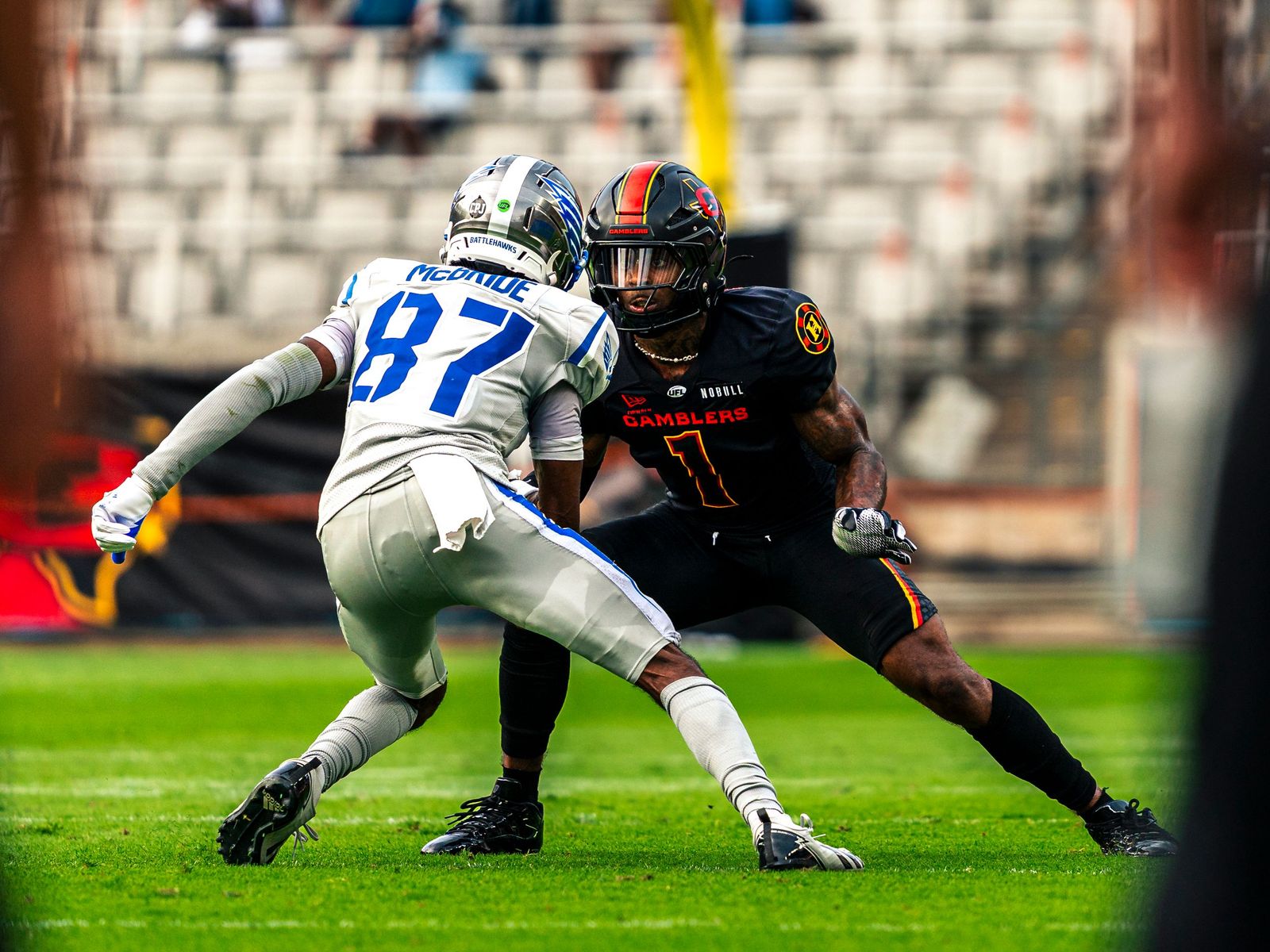Houston Gamblers defender squaring up a receiver